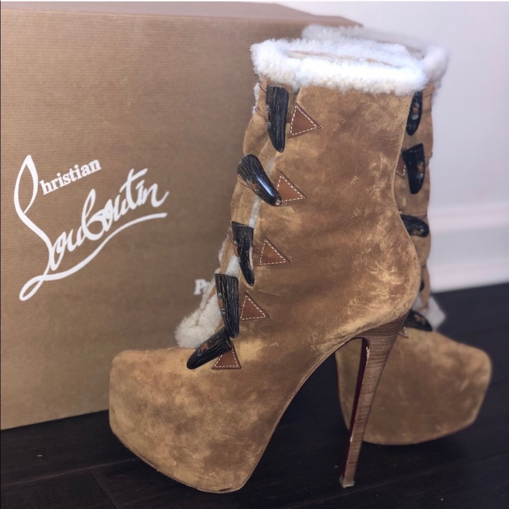 ISO Oulanbator Louboutin